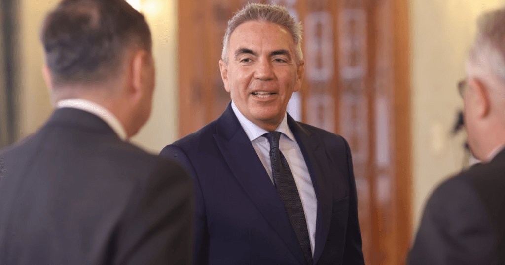 Dragos Anastasiu despre primele de pensionare de 180000 lei Daca bunul simt nu primeaza legile vor fi utilizate