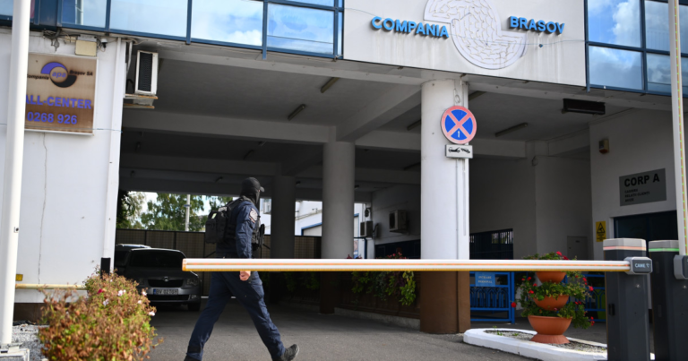 Directorul interimar de la SC Apa Brasov retinut de DNA