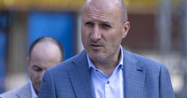 Seful ELCEN Claudiu Cretu sub control judiciar 60 zile