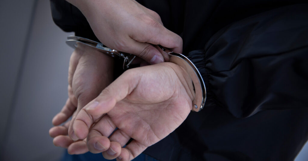 Barbat din Cluj arestat pentru 17 incalcari ale ordinului de protectie