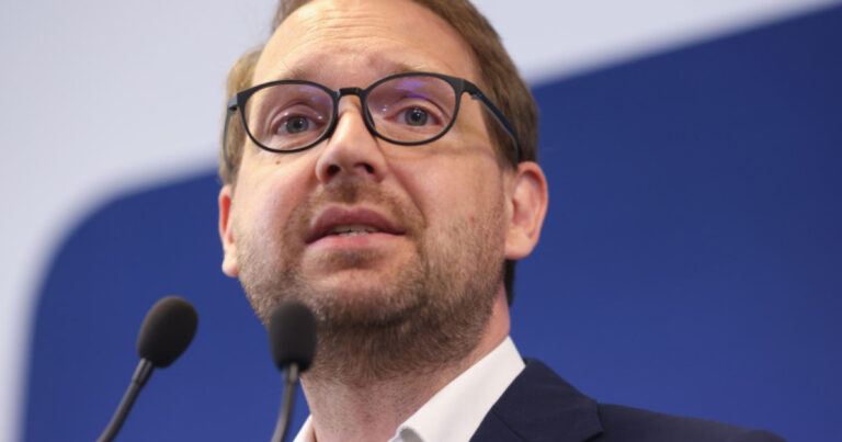 Fritz Reforma pensiilor speciale trebuie deblocata urgent