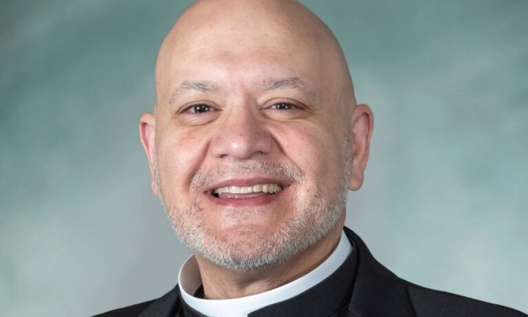 Un preot exorcist face marturii infricosatoare despre existenta diavolului L am intalnit pentru prima data